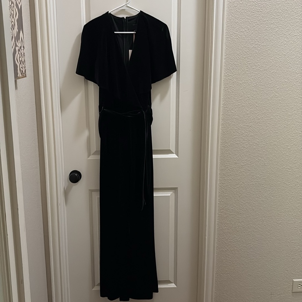 NWT Alex Marie Beth Wrap Jumpsuit Black Velvet size 10 Elegant Classic
